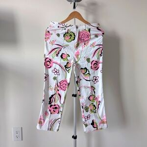 EUC Fun Pink Floral Capri Pants